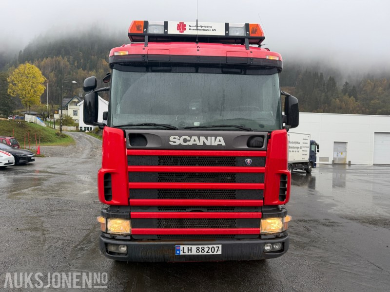 1999 Scania R124 Spyle/sugebil med Korp & Sönn påbygg - Véhicule de voirie/ Spécial: photos 5 1999 Scania R124 Spyle/sugebil med Korp & Sönn påbygg - Véhicule de voirie/ Spécial: photos 5