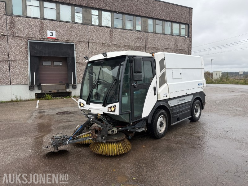 2017 JOHNSTON C401 Kompaktfeiemaskin 5,6 m3 - Véhicule de voirie/ Spécial: photos 1 2017 JOHNSTON C401 Kompaktfeiemaskin 5,6 m3 - Véhicule de voirie/ Spécial: photos 1