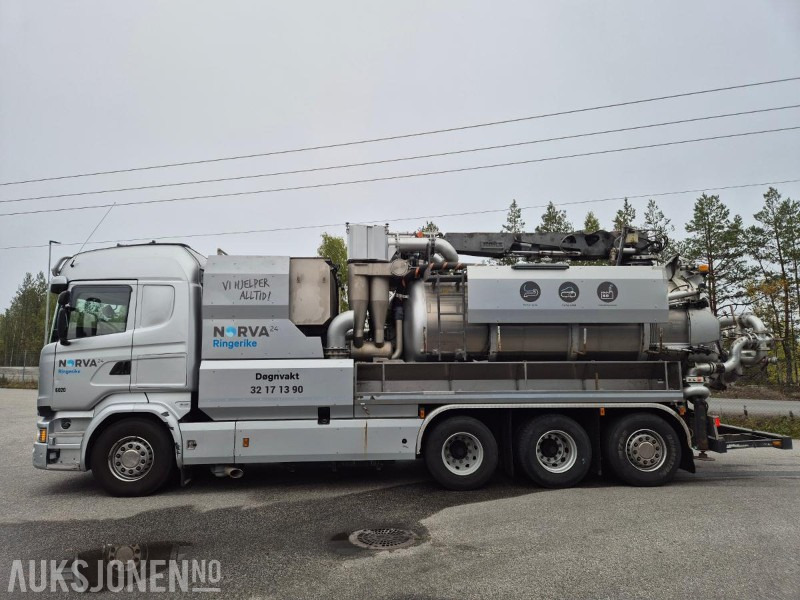 2017 Scania R-580 8x4 Euro6T Supersuger m/Koks BV Påbygg repobjekt - Véhicule de voirie/ Spécial: photos 2 2017 Scania R-580 8x4 Euro6T Supersuger m/Koks BV Påbygg repobjekt - Véhicule de voirie/ Spécial: photos 2