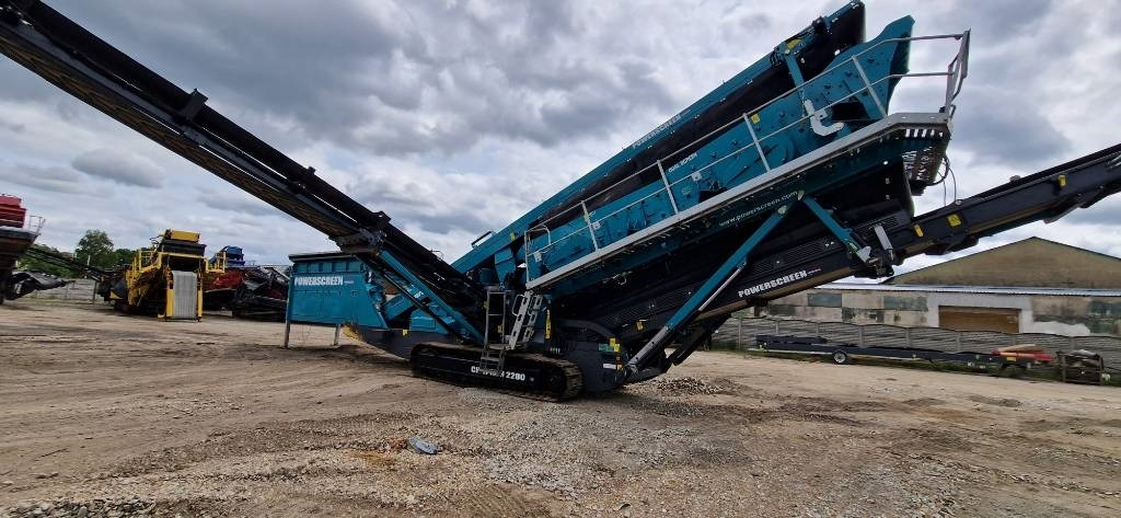 Crédit-bail de PowerScreen Chieftain 2200  PowerScreen Chieftain 2200: photos 17