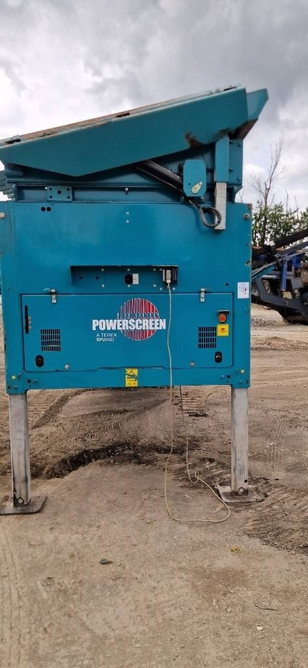 Crédit-bail de PowerScreen Chieftain 2200  PowerScreen Chieftain 2200: photos 8