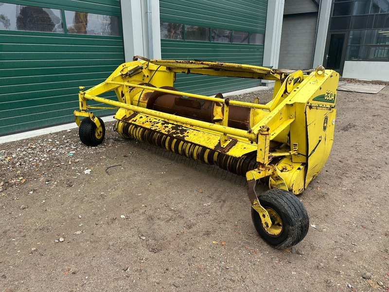 John Deere 630 A - Ensileuse: photos 1 John Deere 630 A - Ensileuse: photos 1