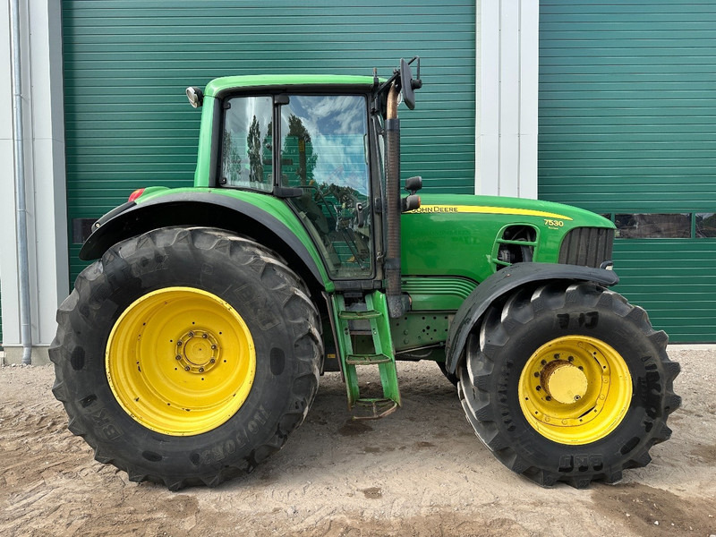 John Deere 7530 - Tracteur agricole: photos 4 John Deere 7530 - Tracteur agricole: photos 4