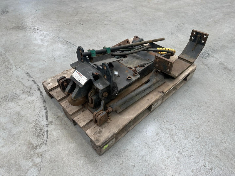 New Holland Pick up hitch - Tracteur agricole: photos 1 New Holland Pick up hitch - Tracteur agricole: photos 1