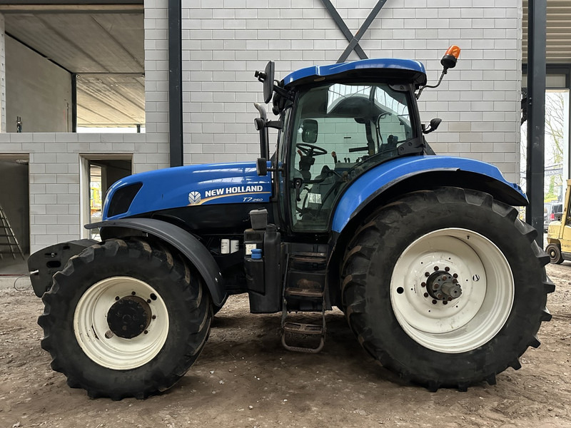 New Holland T7.250 - Tracteur agricole: photos 3 New Holland T7.250 - Tracteur agricole: photos 3