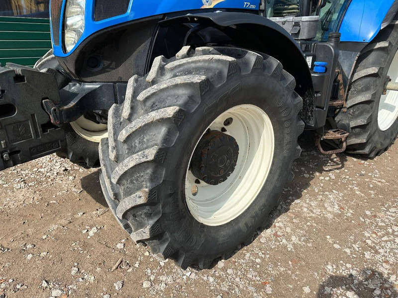 Tracteur agricole New Holland T7.250 Power Command: photos 9