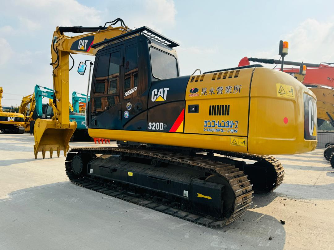 Caterpillar 320D CAT 320D2 320CL 320C 320GC 320GX 20 Ton Hydraulic Crawler Excavator in Good Quality and Ready to Ship - Pelle sur chenille: photos 1 Caterpillar 320D CAT 320D2 320CL 320C 320GC 320GX 20 Ton Hydraulic Crawler Excavator in Good Quality and Ready to Ship - Pelle sur chenille: photos 1