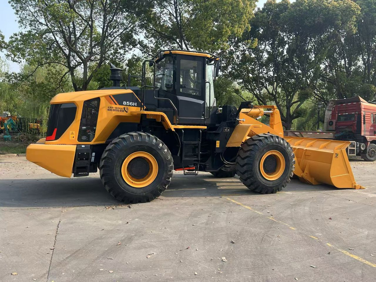 Liugong CLG 856H used wheel loader with cummins engine - Chargeuse sur pneus: photos 2 Liugong CLG 856H used wheel loader with cummins engine - Chargeuse sur pneus: photos 2