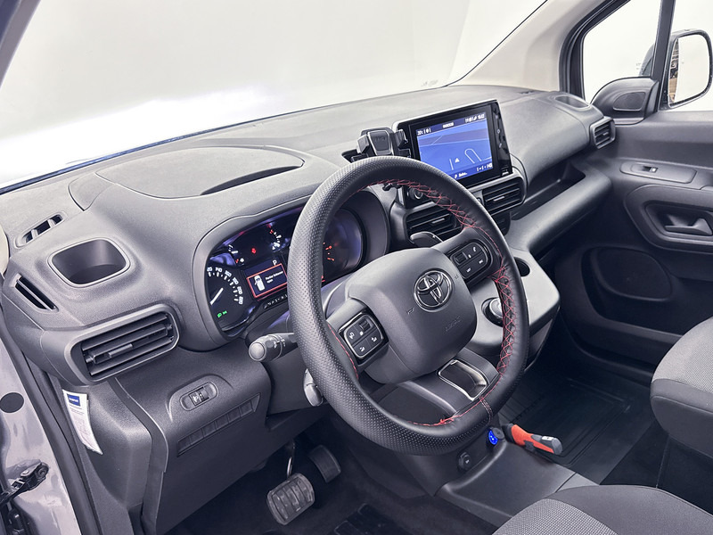 Toyota PROACE CITY 1.5 D-4D Live 130pk Automaat Navigatie Achteruitrijcamera Sidebars Cruise Control - Fourgonnette: photos 5 Toyota PROACE CITY 1.5 D-4D Live 130pk Automaat Navigatie Achteruitrijcamera Sidebars Cruise Control - Fourgonnette: photos 5