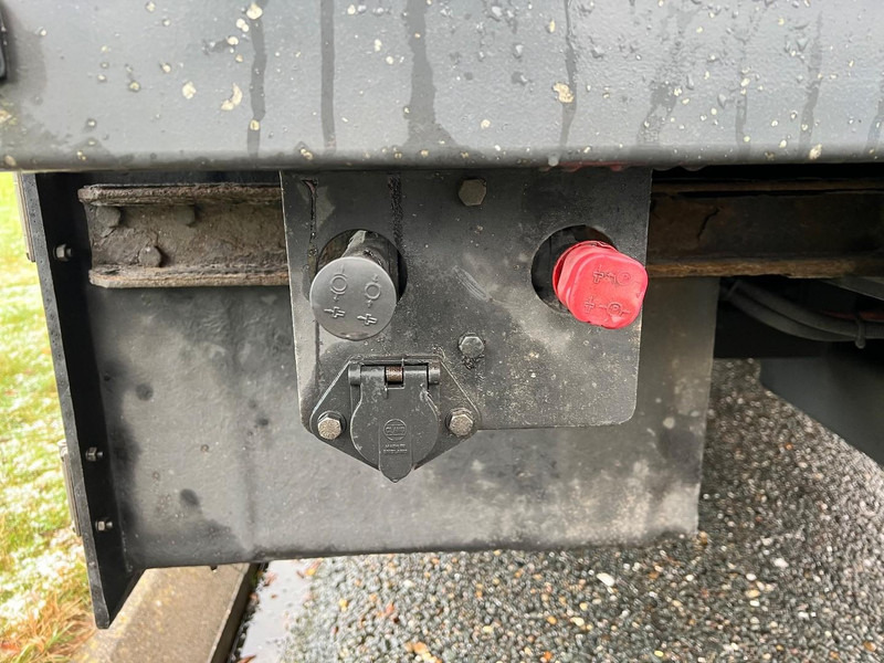 DRACO 2 - Assige wipkar Dhollandia 1500kg / Bloenenmaat - Semi-remorque frigorifique: photos 4 DRACO 2 - Assige wipkar Dhollandia 1500kg / Bloenenmaat - Semi-remorque frigorifique: photos 4