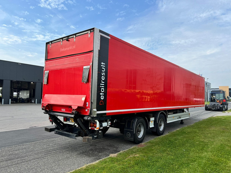 Fliegl SZS 330 Gesloten oplegger 2 Axle / / Ladklep - Semi-remorque fourgon: photos 3 Fliegl SZS 330 Gesloten oplegger 2 Axle / / Ladklep - Semi-remorque fourgon: photos 3