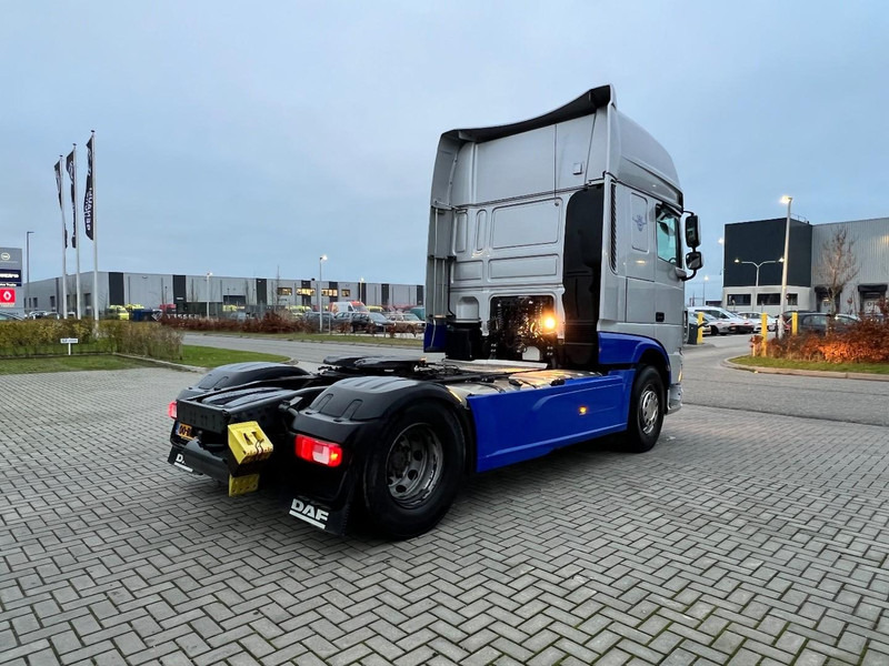 DAF XF 460 4x2 Trekker SSC / Retarder / 2x Fuel Tank / Standclima - Tracteur routier: photos 5 DAF XF 460 4x2 Trekker SSC / Retarder / 2x Fuel Tank / Standclima - Tracteur routier: photos 5