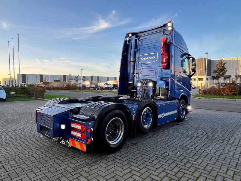 Volvo FH 500 6x2 vla trekker Globetrotter XL / Full Air / Stanclima / ADR EX/II, EX/III, AT, FL - Tracteur routier: photos 5 Volvo FH 500 6x2 vla trekker Globetrotter XL / Full Air / Stanclima / ADR EX/II, EX/III, AT, FL - Tracteur routier: photos 5