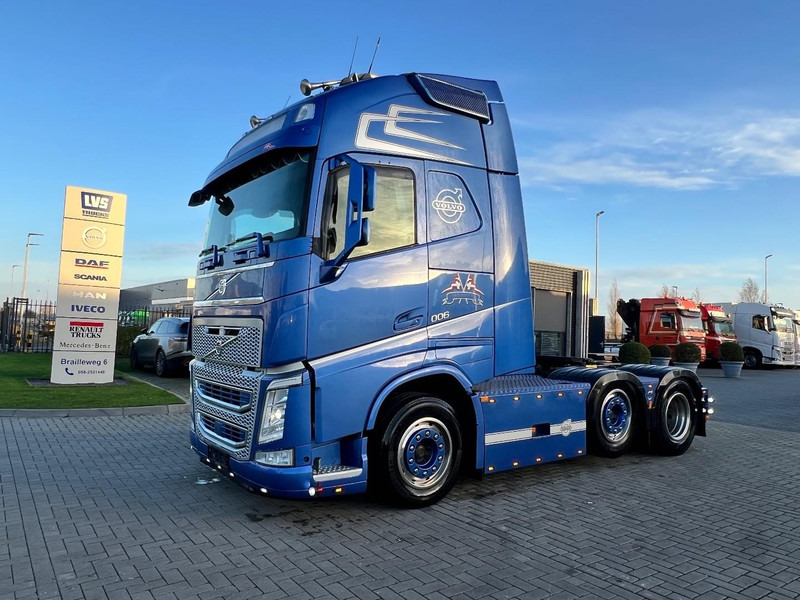 Volvo FH 500 6x2 vla trekker Globetrotter XL / Full Air / Stanclima / ADR EX/II, EX/III, AT, FL - Tracteur routier: photos 1 Volvo FH 500 6x2 vla trekker Globetrotter XL / Full Air / Stanclima / ADR EX/II, EX/III, AT, FL - Tracteur routier: photos 1