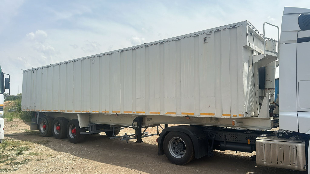 BENALU Bena Cereale 68m3 T34C1NL Aluminiu - Semi-remorque benne: photos 4 BENALU Bena Cereale 68m3 T34C1NL Aluminiu - Semi-remorque benne: photos 4