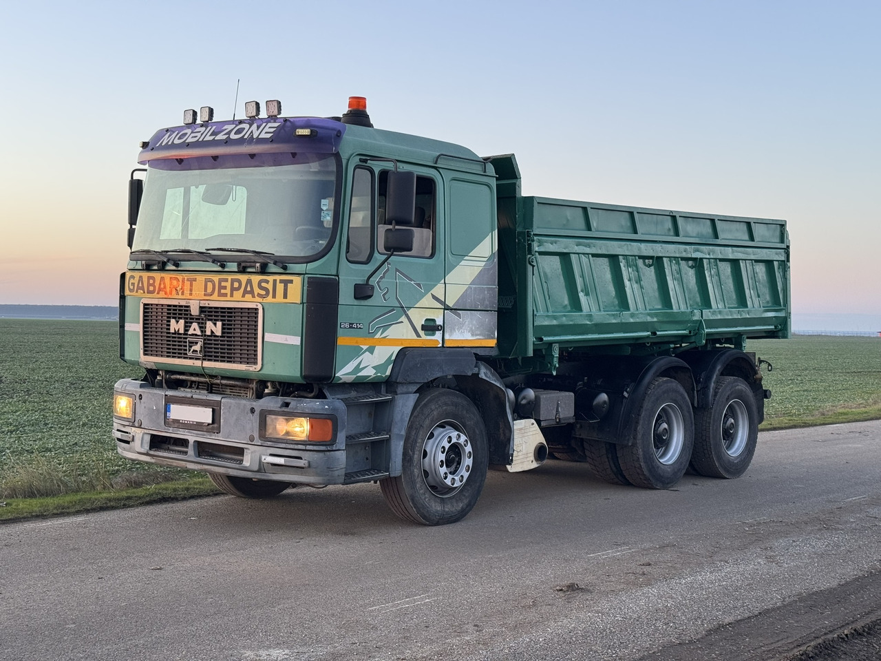 MAN 26 414 6x4 KIPPER L2000 Euro3 Manual Injection Pomp - Camion: photos 5 MAN 26 414 6x4 KIPPER L2000 Euro3 Manual Injection Pomp - Camion: photos 5