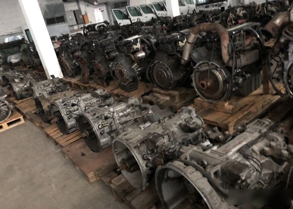 MAN - Moteur pour Camion: photos 2 MAN - Moteur pour Camion: photos 2