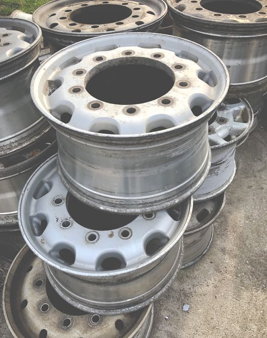 Mercedes-Benz Janta camion 22,5 fier SH - Jante pour Camion: photos 1 Mercedes-Benz Janta camion 22,5 fier SH - Jante pour Camion: photos 1