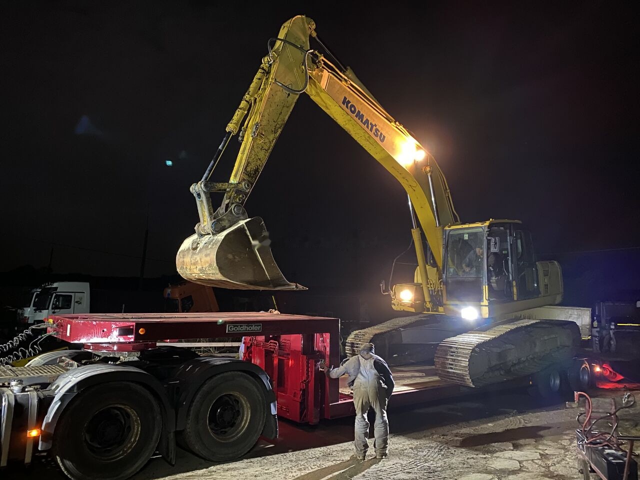 Din dezmembrari pentru KOMATSU PC210 -6 -8 -10 , second hand Komatsu - Pièces de rechange pour Pelle: photos 3 Din dezmembrari pentru KOMATSU PC210 -6 -8 -10 , second hand Komatsu - Pièces de rechange pour Pelle: photos 3