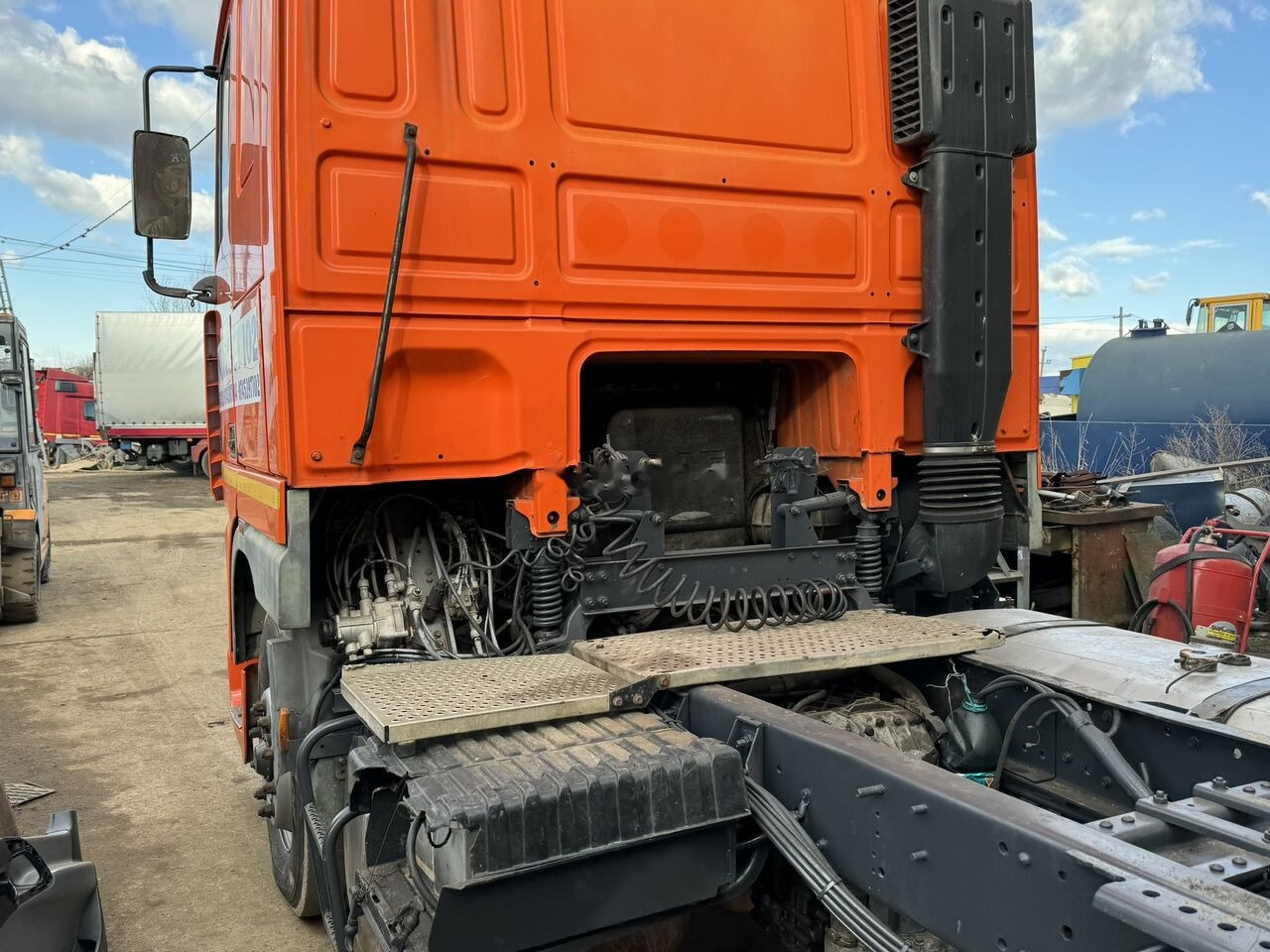 Tracteur routier DAF XF 95 530 Euro 3 EXPORT Retarder: photos 16