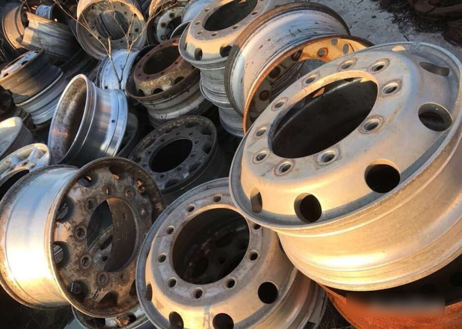 Vand Jante TIR, cap tractor, semiremorca - Jante pour Camion: photos 4 Vand Jante TIR, cap tractor, semiremorca - Jante pour Camion: photos 4