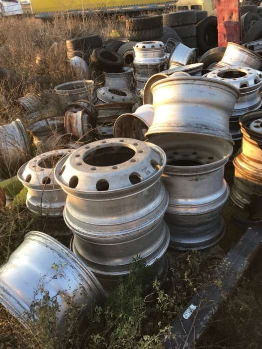 Vand Jante TIR, cap tractor, semiremorca - Jante pour Camion: photos 2 Vand Jante TIR, cap tractor, semiremorca - Jante pour Camion: photos 2