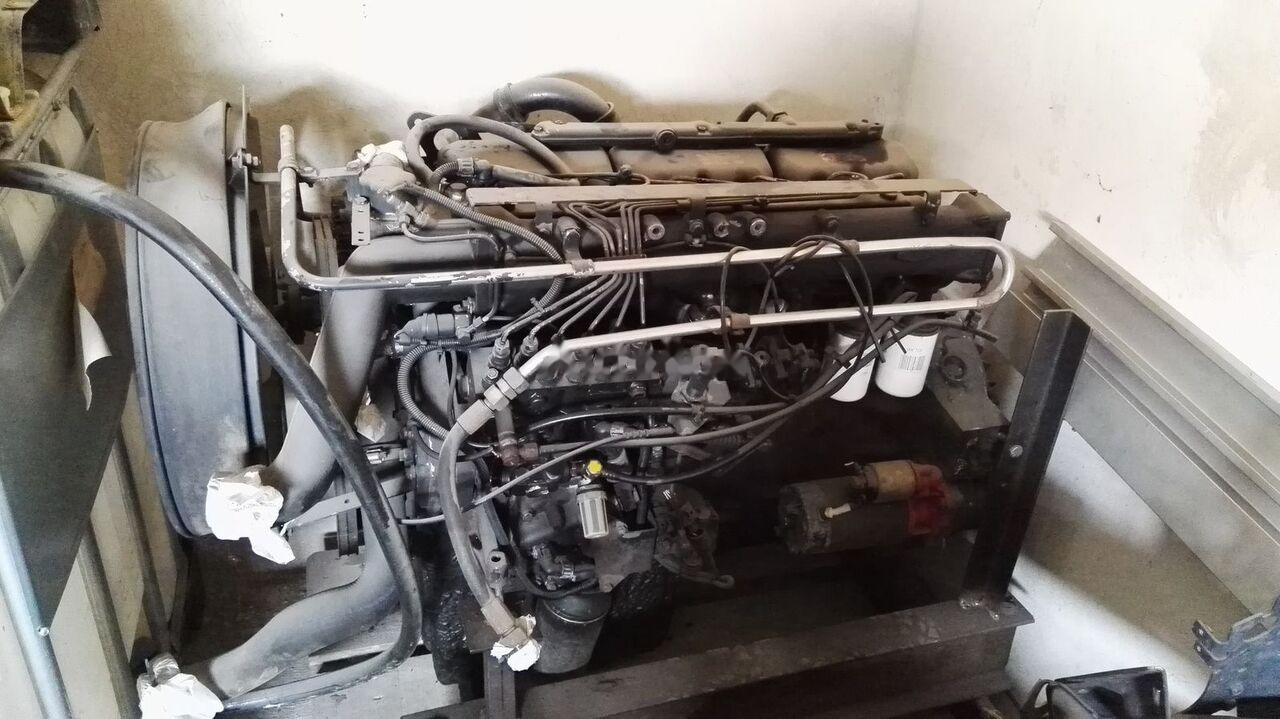 MAN D0826 LF04 MAN M 90 - Moteur pour Camion: photos 2 MAN D0826 LF04 MAN M 90 - Moteur pour Camion: photos 2