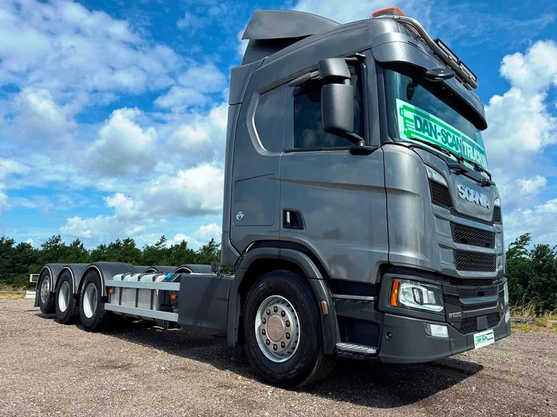 Scania R650 V8 NGS Steel / Air suspension. 4550mm weelbase. - Châssis cabine: photos 3 Scania R650 V8 NGS Steel / Air suspension. 4550mm weelbase. - Châssis cabine: photos 3
