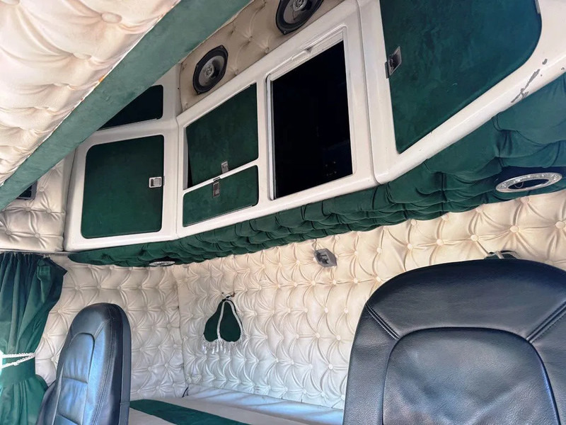Tracteur routier Scania R164-480 V8 Special Interior. Manuel /Retarder. 700+700L tank: photos 13