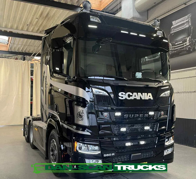 Scania R560 560R super 6x2*4 rearsteering. Hydr. system Air / Air suspension - Tracteur routier: photos 2 Scania R560 560R super 6x2*4 rearsteering. Hydr. system Air / Air suspension - Tracteur routier: photos 2