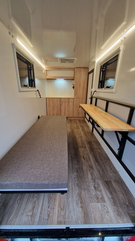 Everest MiniCamp przyczepa kempingowa Ciężarowa towarowa - Caravane: photos 3 Everest MiniCamp przyczepa kempingowa Ciężarowa towarowa - Caravane: photos 3