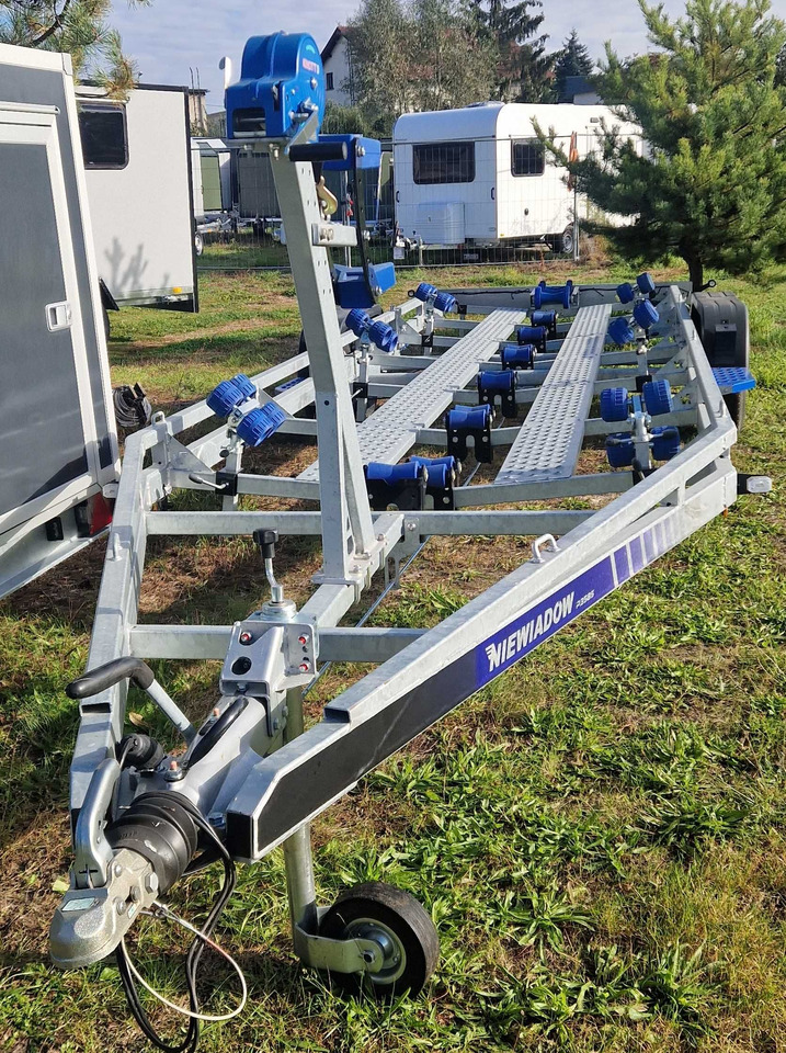 Nowa Przyczepa Podłodziowa 3500kg do 10M Niewiadów P3585HT - Remorque bateau: photos 1 Nowa Przyczepa Podłodziowa 3500kg do 10M Niewiadów P3585HT - Remorque bateau: photos 1