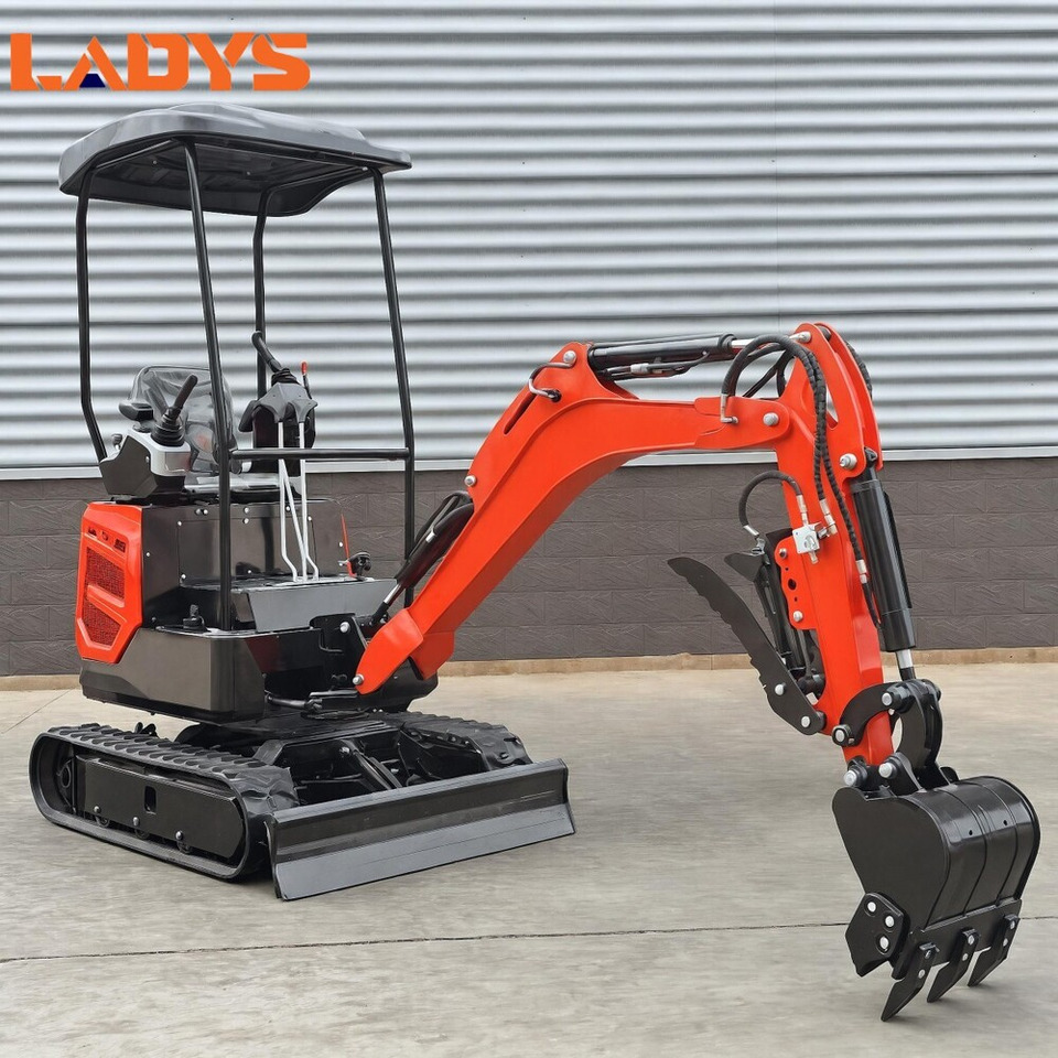 LADYS Mini Excavator CE Certification Kubota Engine(Factory Outlet) Mini Pelle Minibagger Minikoparka Miniexcavadora - Mini pelle: photos 3 LADYS Mini Excavator CE Certification Kubota Engine(Factory Outlet) Mini Pelle Minibagger Minikoparka Miniexcavadora - Mini pelle: photos 3