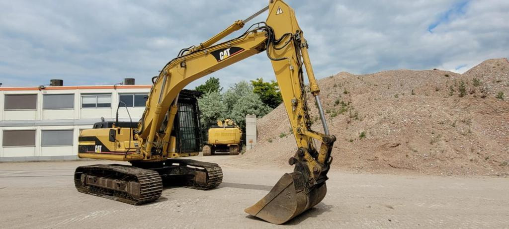 Caterpillar 318BL - Pelle sur chenille: photos 2 Caterpillar 318BL - Pelle sur chenille: photos 2