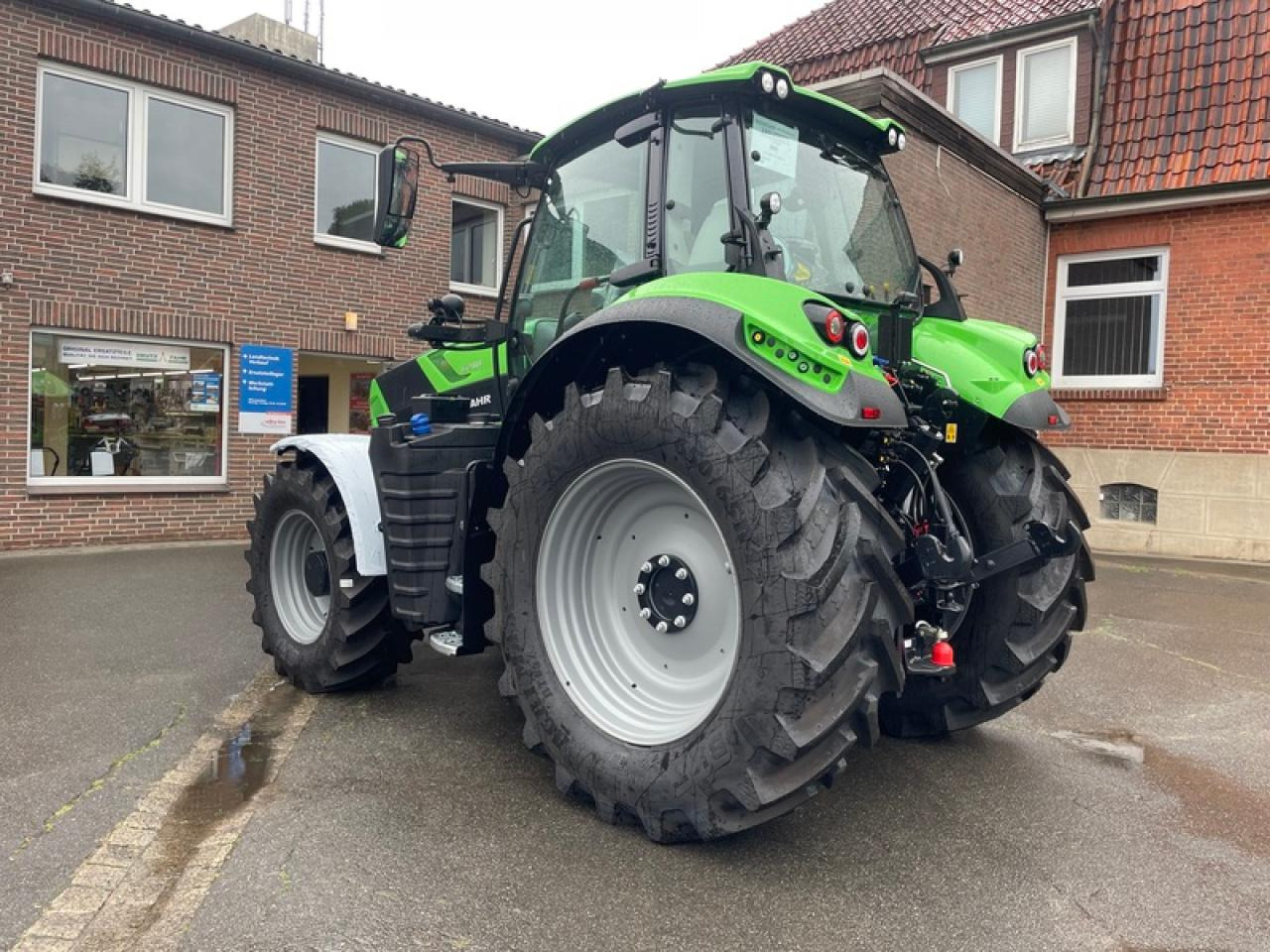 Deutz-Fahr 6210 PSHIFT AKTION - Tracteur agricole: photos 3 Deutz-Fahr 6210 PSHIFT AKTION - Tracteur agricole: photos 3