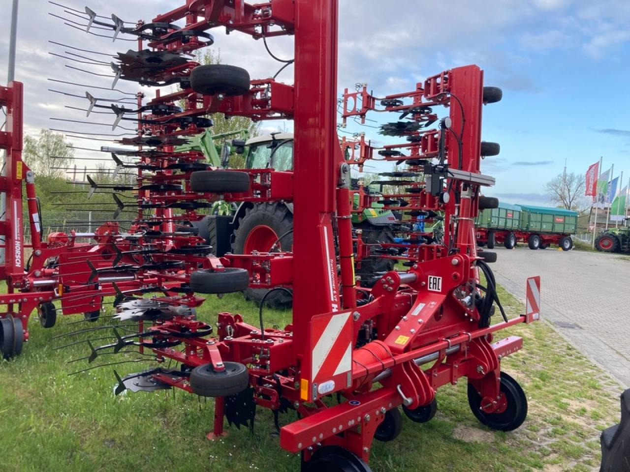 HORSCH TRANSFORMER 6 VF - Outils du sol: photos 2 HORSCH TRANSFORMER 6 VF - Outils du sol: photos 2