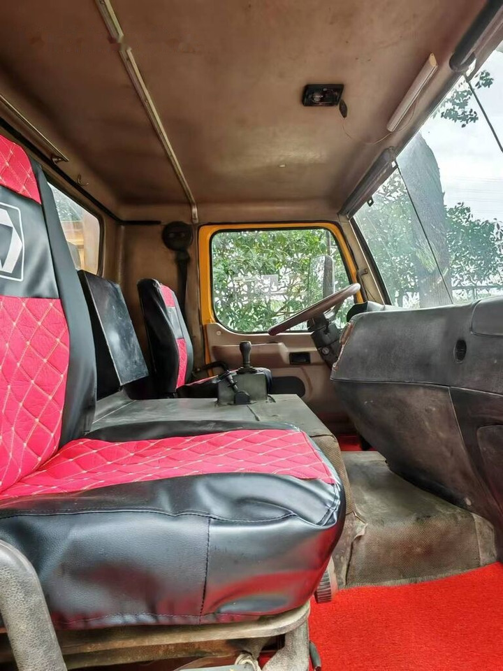 Grue mobile XCMG QY130K QY130K-I QY130K-II 80ton 100ton 110ton 130ton: photos 7 Grue mobile XCMG QY130K QY130K-I QY130K-II 80ton 100ton 110ton 130ton: photos 7