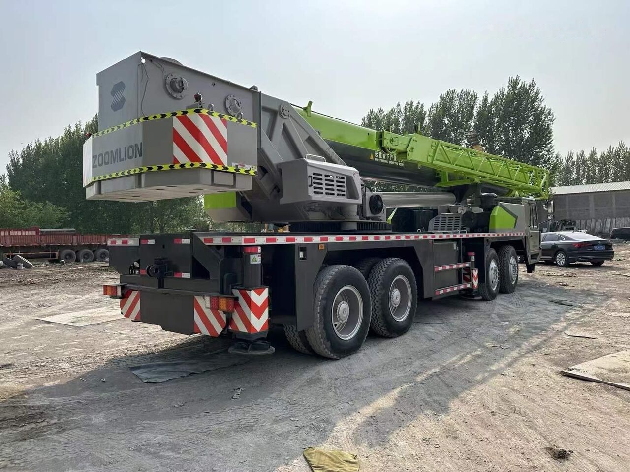 Zoomlion Chinese brand used Zoomlion ZTC500V ZTC700V ZTC900V 50 ton 70 to - Grue mobile: photos 3 Zoomlion Chinese brand used Zoomlion ZTC500V ZTC700V ZTC900V 50 ton 70 to - Grue mobile: photos 3