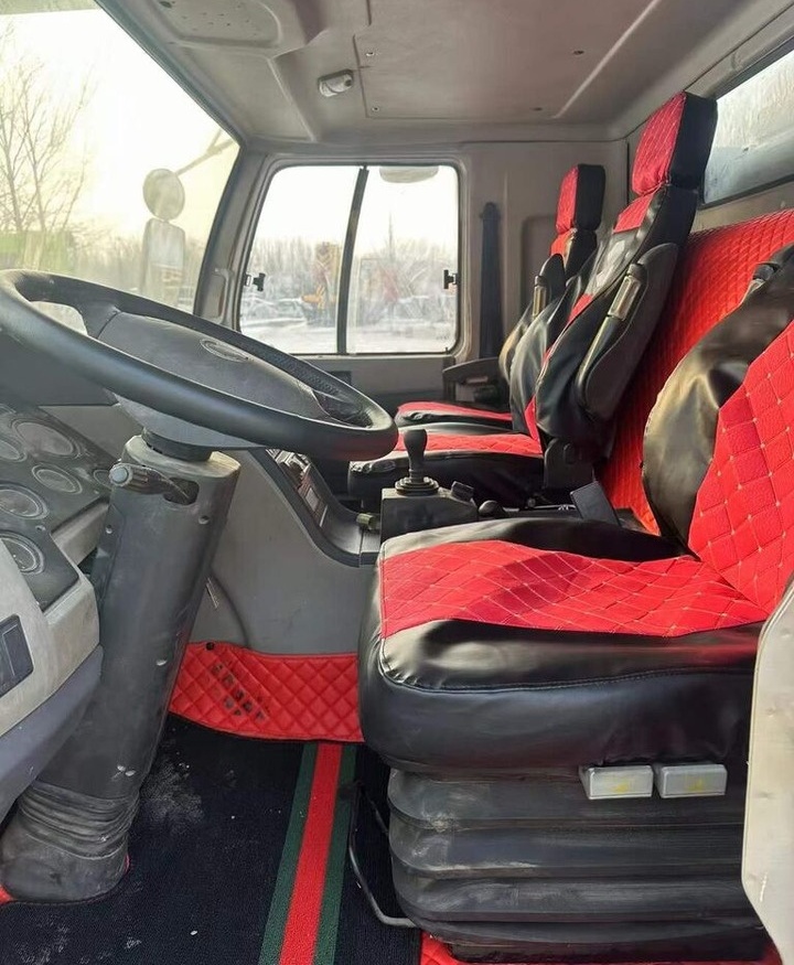 Zoomlion ZTC350 ZTC250 ZTC550 ZTC1000 35t 35ton 50t 70t - Grue mobile: photos 5 Zoomlion ZTC350 ZTC250 ZTC550 ZTC1000 35t 35ton 50t 70t - Grue mobile: photos 5