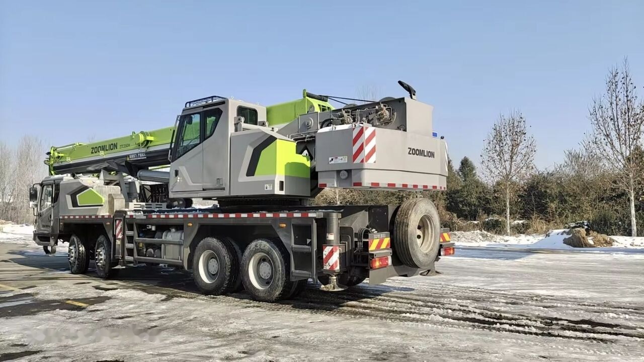 Zoomlion ZTC350 ZTC250 ZTC550 ZTC1000 35t 35ton 50t 70t - Grue mobile: photos 4 Zoomlion ZTC350 ZTC250 ZTC550 ZTC1000 35t 35ton 50t 70t - Grue mobile: photos 4