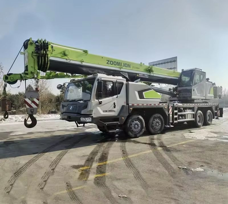 Zoomlion ZTC350 ZTC250 ZTC550 ZTC1000 - Grue mobile: photos 1 Zoomlion ZTC350 ZTC250 ZTC550 ZTC1000 - Grue mobile: photos 1
