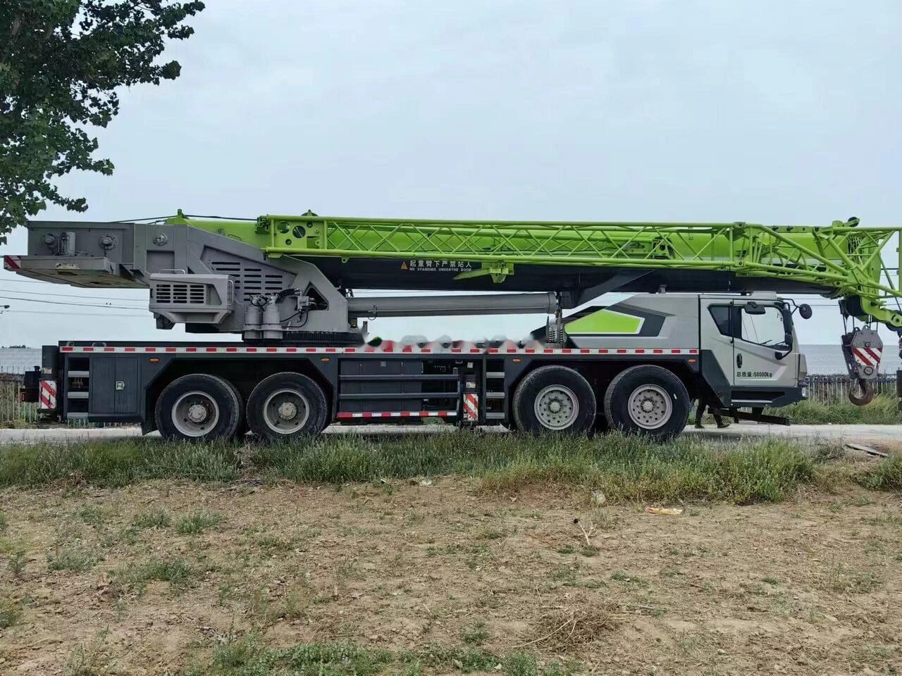 Zoomlion ZTC800 80ton 80t truck crane - Grue mobile: photos 2 Zoomlion ZTC800 80ton 80t truck crane - Grue mobile: photos 2