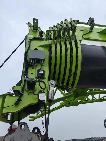 Zoomlion ZTC800 80ton 80t truck crane - Grue mobile: photos 3 Zoomlion ZTC800 80ton 80t truck crane - Grue mobile: photos 3