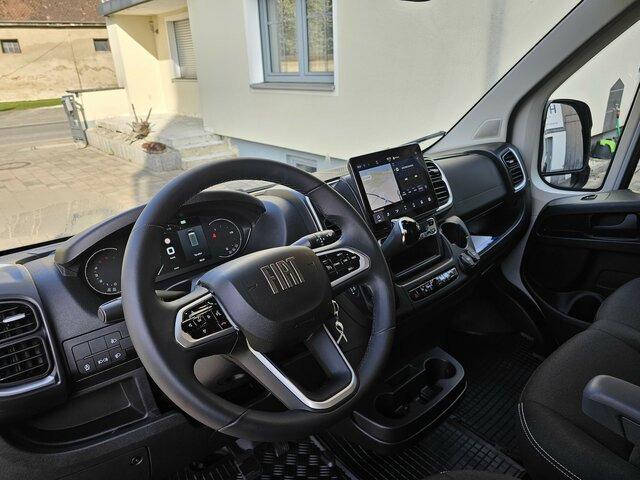 FIAT Ducato 35 L3H2 180 Automatik 13m³ Serie 10 9.2 - Fourgon utilitaire: photos 3 FIAT Ducato 35 L3H2 180 Automatik 13m³ Serie 10 9.2 - Fourgon utilitaire: photos 3