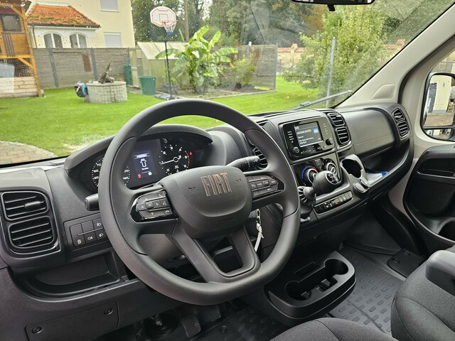 FIAT Ducato MAXI 180 Serie10-9.2 2025 L5 L4 Pritsche - Utilitaire plateau: photos 3 FIAT Ducato MAXI 180 Serie10-9.2 2025 L5 L4 Pritsche - Utilitaire plateau: photos 3
