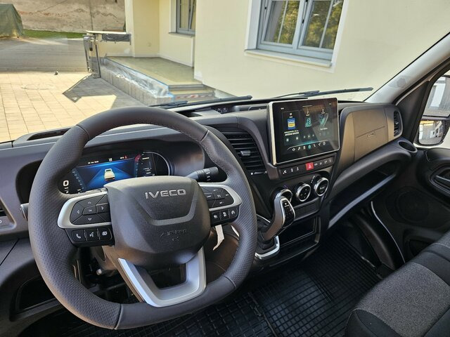 IVECO Daily 35S18HA8 3.0 Hi-Matic MY24 LBW Bär AHK - Fourgon grand volume: photos 3 IVECO Daily 35S18HA8 3.0 Hi-Matic MY24 LBW Bär AHK - Fourgon grand volume: photos 3