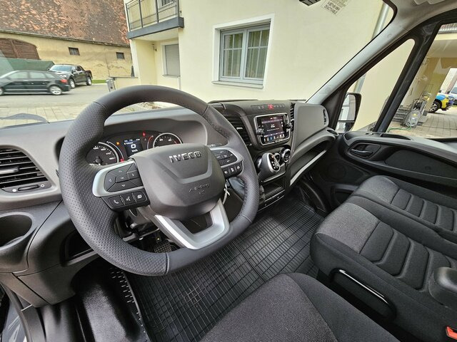 IVECO Daily 35S18HA8V DOKA Snoeks Mixto Hi-Matic 16m³ - Fourgon utilitaire, Utilitaire double cabine: photos 2 IVECO Daily 35S18HA8V DOKA Snoeks Mixto Hi-Matic 16m³ - Fourgon utilitaire, Utilitaire double cabine: photos 2