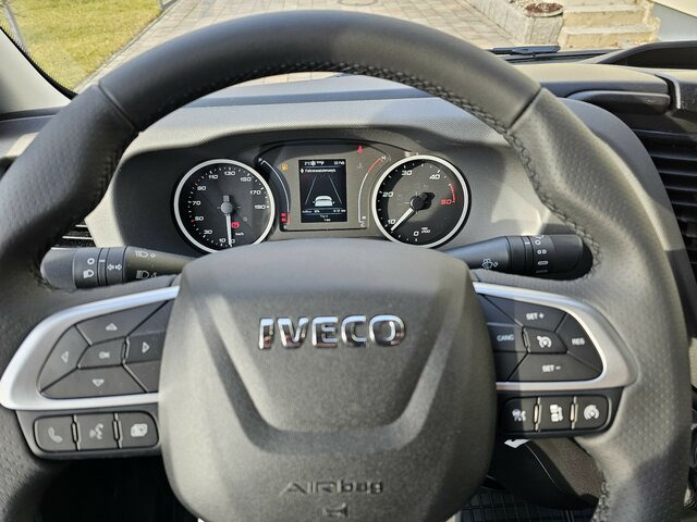 Fourgon utilitaire, Utilitaire double cabine neuf IVECO Daily 35S18HA8V DOKA Snoeks Mixto Hi-Matic 16m³: photos 6