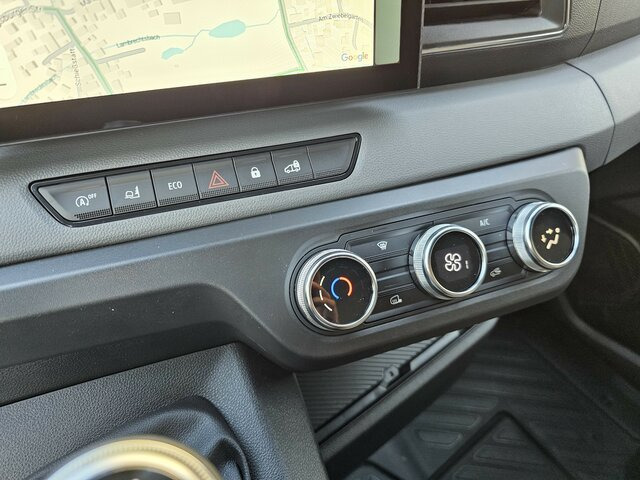 Fourgon utilitaire RENAULT Master L2H2 170 Neues Modell 10'' Navi Kamera...: photos 15 Fourgon utilitaire RENAULT Master L2H2 170 Neues Modell 10'' Navi Kamera...: photos 15