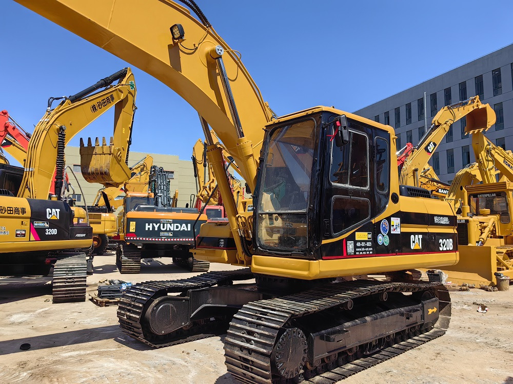 CAT 320B Excavator - Pelle sur chenille: photos 5 CAT 320B Excavator - Pelle sur chenille: photos 5